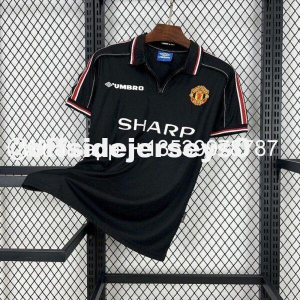 Manchester United 1998 99 Away Retro Jersey