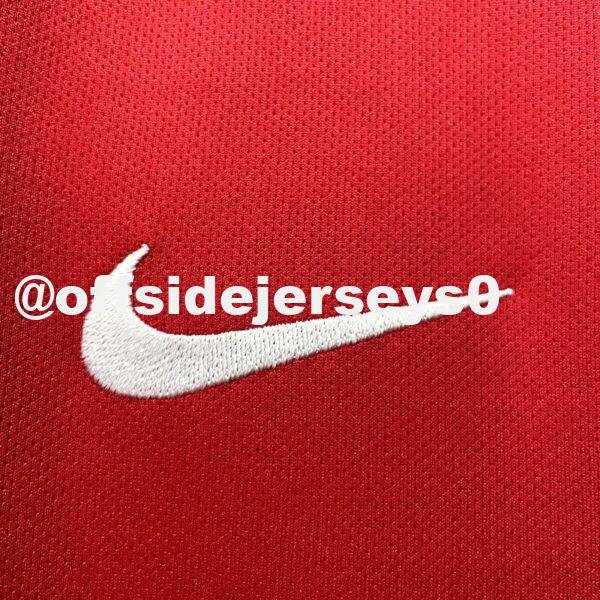 Retro 16 17 Chile Home