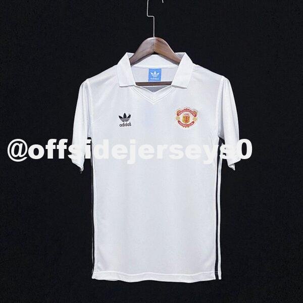 Retro 1980 M-u away white