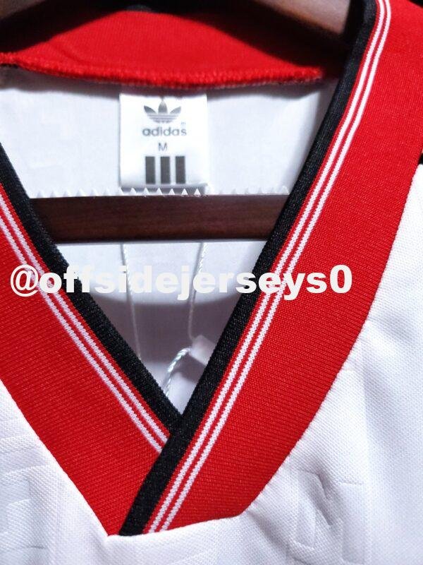 Retro 1988 M-u away