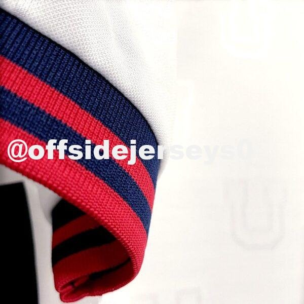 Retro 1998 Chile University away no sponsors stadium