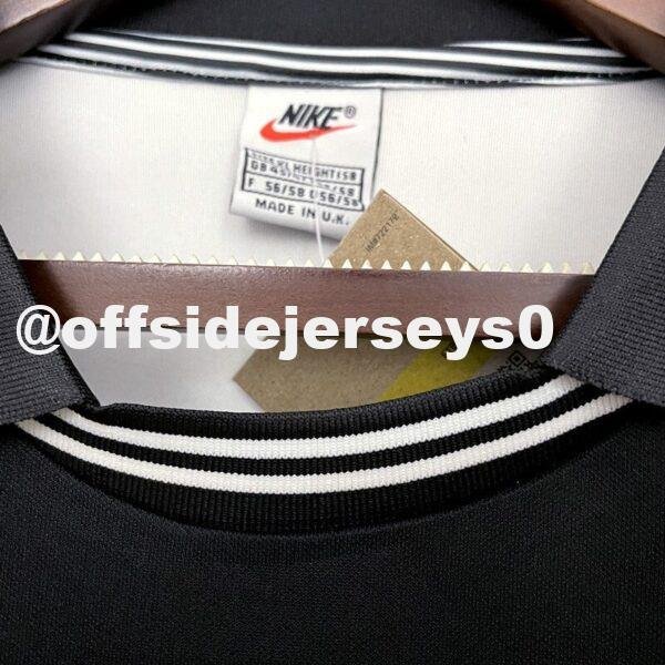 Retro 98 99 Colo Colo away