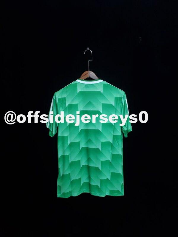 Retro Germany 1990 Green